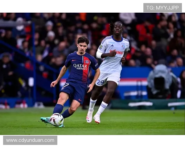 法甲精彩对决 门德斯世界波破门 巴黎圣日耳曼与里尔握手言和