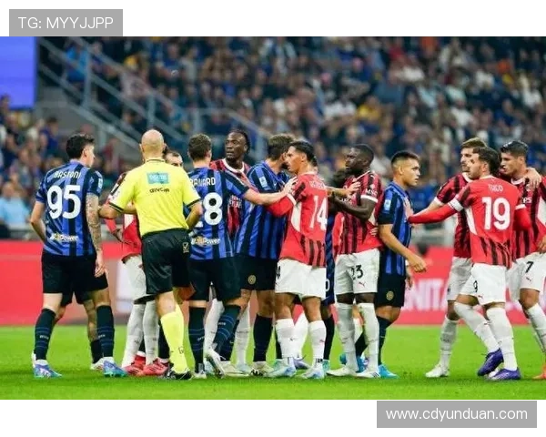 迪马济奥报道迈尼昂加比亚里奇提前归队与米兰合练